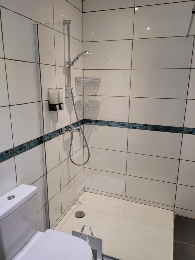 Saint-Julien-de-Peyrolas Appartement Tout Equipe En Rez-De-Jardin Entre Gard Et Ardeche المظهر الخارجي الصورة